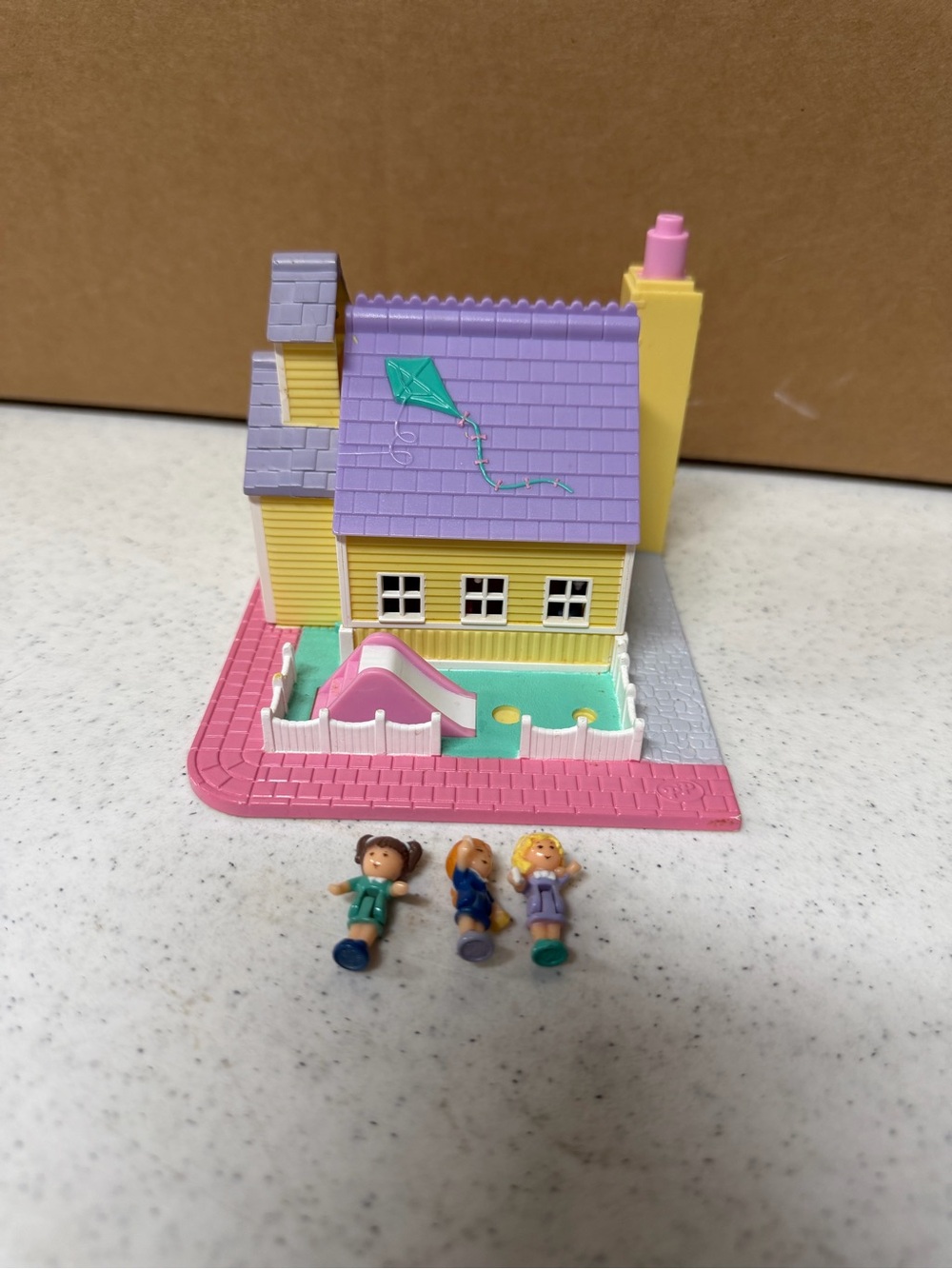 Polly Pocket 1993 Vintage Schoolhouse Compact Toy with Figures Bluebird Toys
